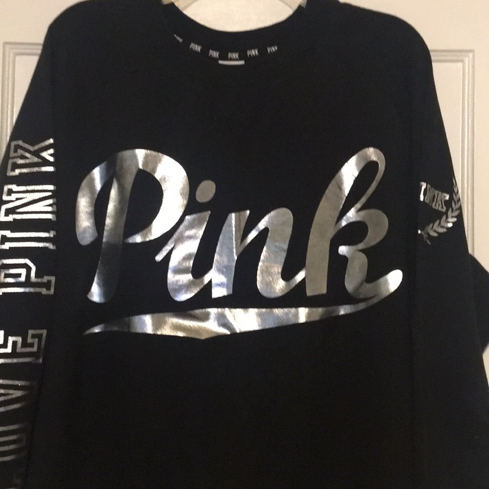 VS PINK sweatshirt w/ silver foil lettering Large